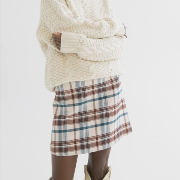 Aritzia Wilfred Classic Mini Skirt NWT - Picture 2 of 4